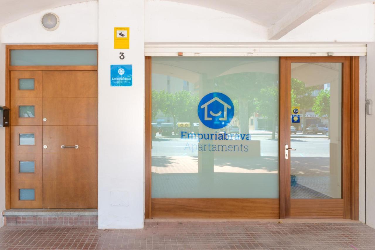 Empuriabrava Apartaments - Nº7 Exterior photo